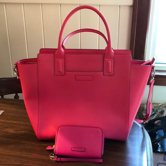 Vera Bradley Handbags - Vera Bradley faux leather purse and wallet set